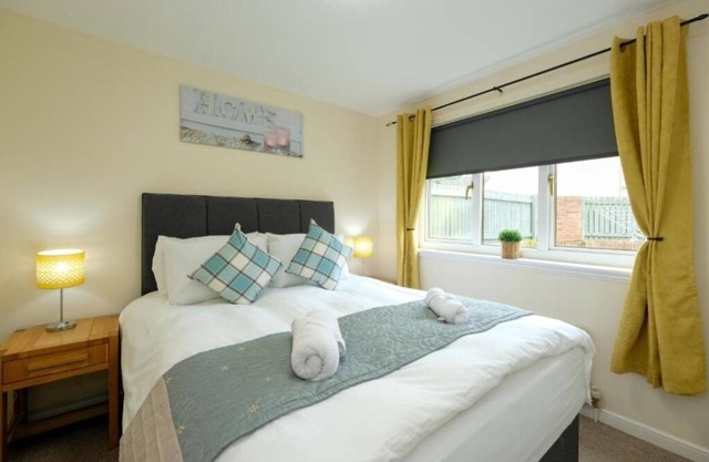 Pure Apartments Commuter- Dunfermline Southn