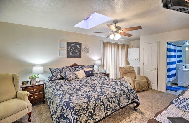 Quaint Akron Studio - Near Parks & Hunting!