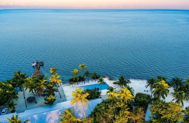 Quaint Island Stay at the Lime Tree! 2 Units w/Private Balcony, Pool, Beach!
