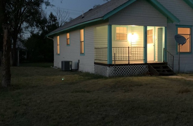 Quaint Property with space to relax