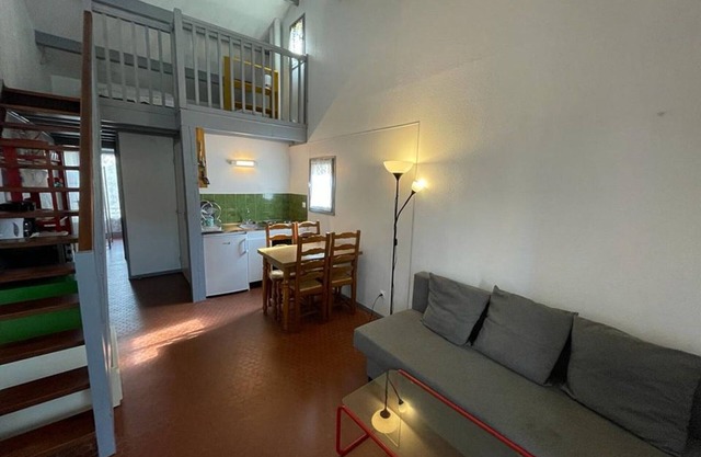 Quaint Vintage Villa with Terrace Near the Port