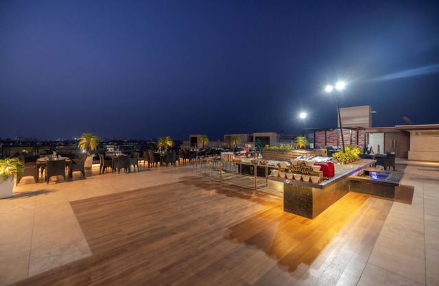 Quality Inn Patria Suites, Rajkot