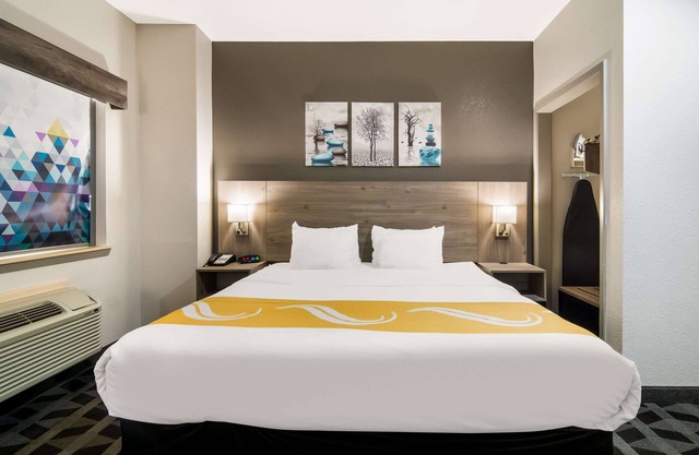 Quality Inn & Suites