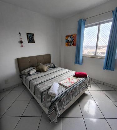 Quarto em apto em ótima localização