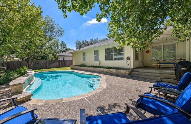 Quick Access: Kalahari- Dell Diamond- Austin- 4Bdrm- 1Story with Pool & Games