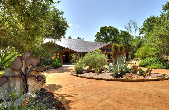 Quiet 12+ Acres of Hill Country all to yourself