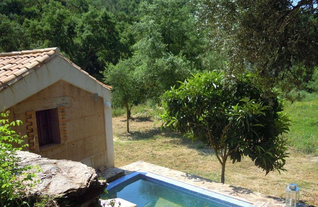 Quiet and cottage in the estate Casas da Cerca, near Troviscais