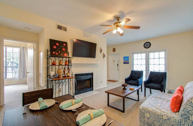 Quiet and Peaceful Med Center 2 Bd/1Ba
