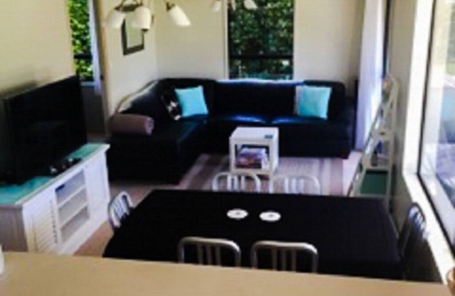Quiet Family Friendly Bach close to all amenities