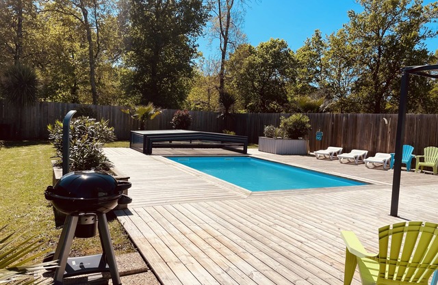 Quiet house with heated swimming pool near soulac/mer, montalivet.