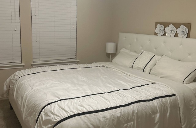 Quiet, peaceful family friendlyhouse in a safe environment