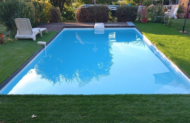 Quiet, peaceful villa 10 minutes' walk from the town center