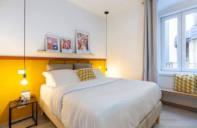 Quiet studio in the heart of the City