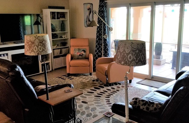 Quiet Vacation Home, close to Conn Brown Harbor, Rockport, and Port A beaches.