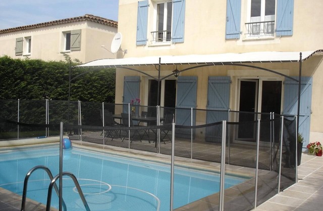 Quiet villa with private pool