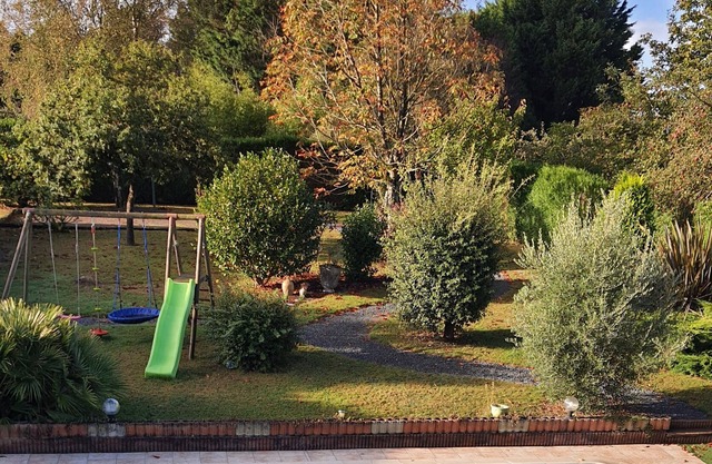 Quiet villa with private pool heated by a dome