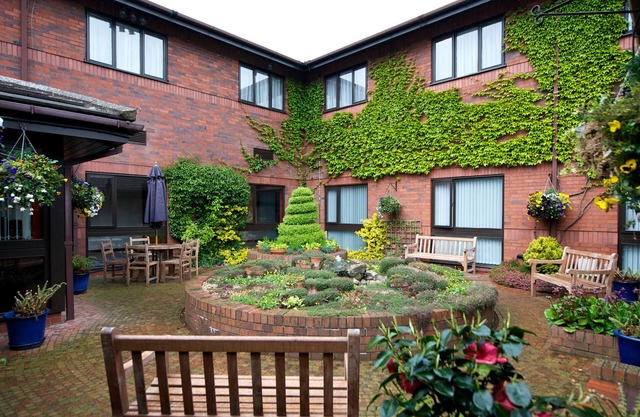 Radcliffe - Warwick Conferences