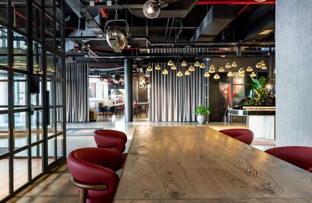 Radisson RED Brussels