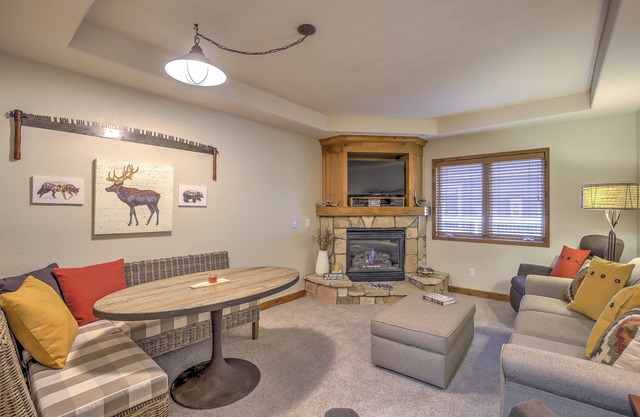 Raft, Hike + Bike: Breck Studio, Walk to Main St!
