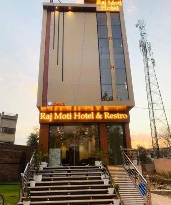 Rajmoti hotel & Restro