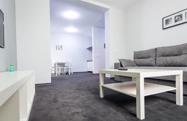 Rakhiv Hotel & Apartments