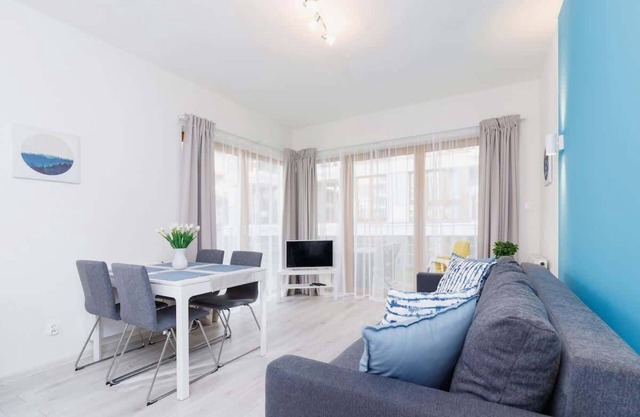 Rakowicka 20H | White and Blue Apartment | Terrace