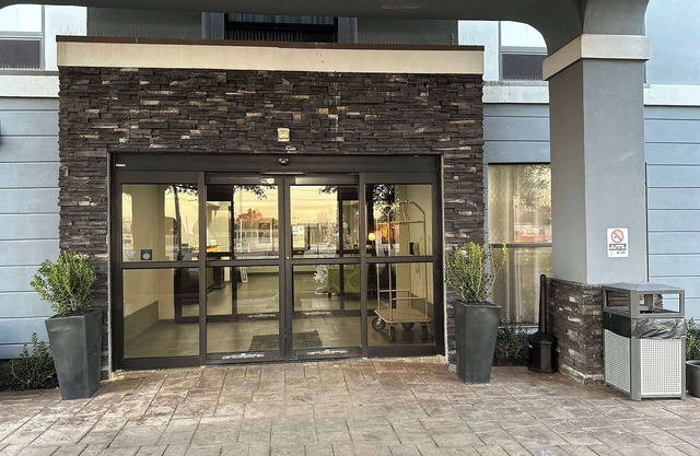 Ramada by Wyndham Burkburnett/Wichita Falls