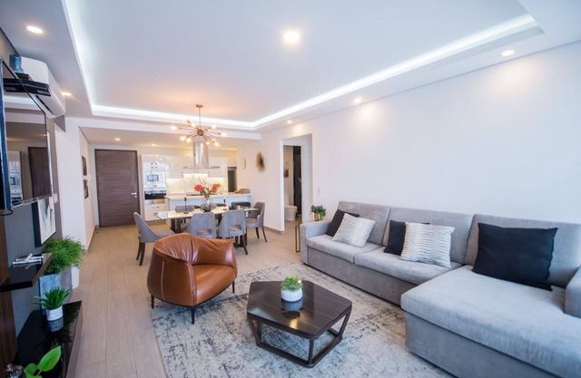 Real View Towers, Real Center, Cozy 2BR 2nd floor, Zona Real, Near Andares