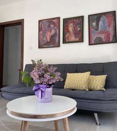 Rebus Apartments