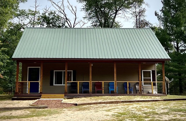 RECENTLY CONSTRUCTED, LITTLE O CABIN CLOSE TO BALDWIN-WOLF LAKE