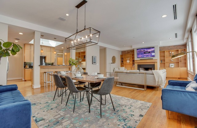 Red Door Apartment | 3-KING Beds | Center Of Downtown Greenville