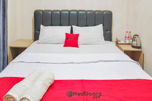 RedDoorz at Guciwan Hotel near Objek Wisata Guci