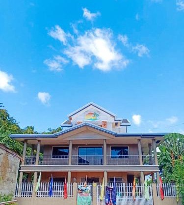 RedDoorz @ Garcia Hernandez Bohol