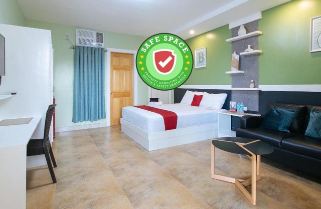 RedDoorz near Lapasan Plaza Cagayan de Oro