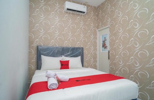 RedDoorz near Sarinah Jakarta