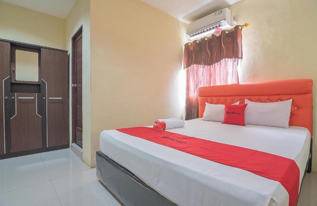 RedDoorz Syariah At Jalan cilik Riwut Kapuas
