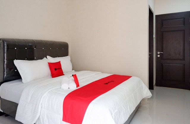 RedDoorz Syariah near RSUD Margono Purwokerto