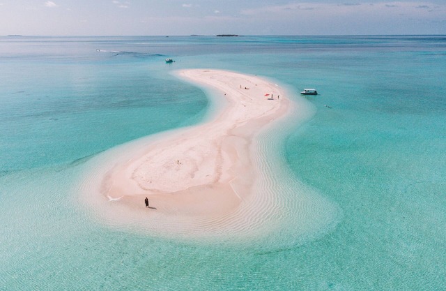 Reef Edge Thulusdhoo