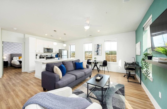 Refined Living in a Vibrant Locale – Dream Stay