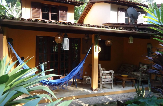 REFUGE ON THE NORTH COAST, WITH ALL THE CHARM AND REFINEMENT, IN A GATED COMMUNITY.