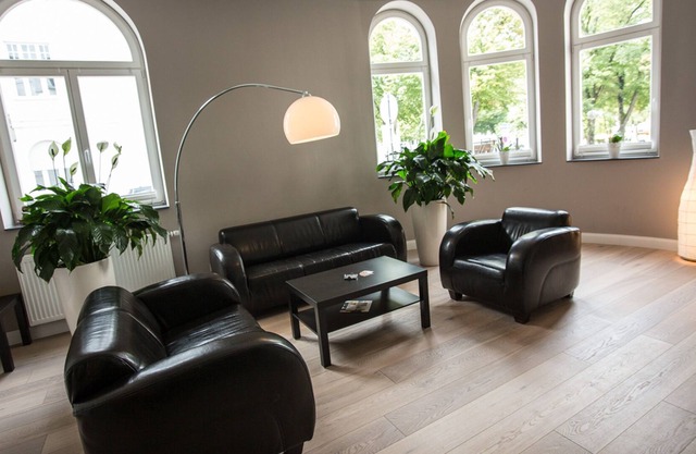 Refurbished old building for up to 10 people near the city center