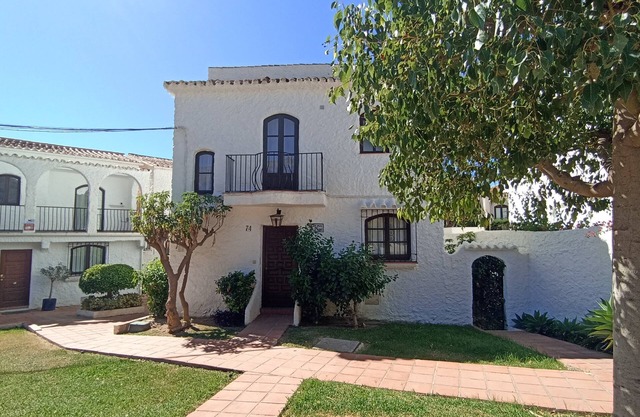 Refurbished Villa With Private Garden And Large Terraces