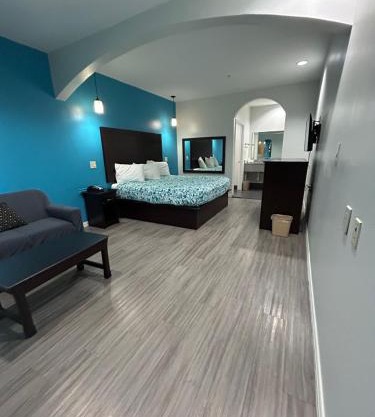 Regency Inn & Suites