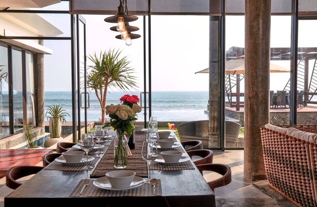 Rejuvenate, absolute beachfront retreat !