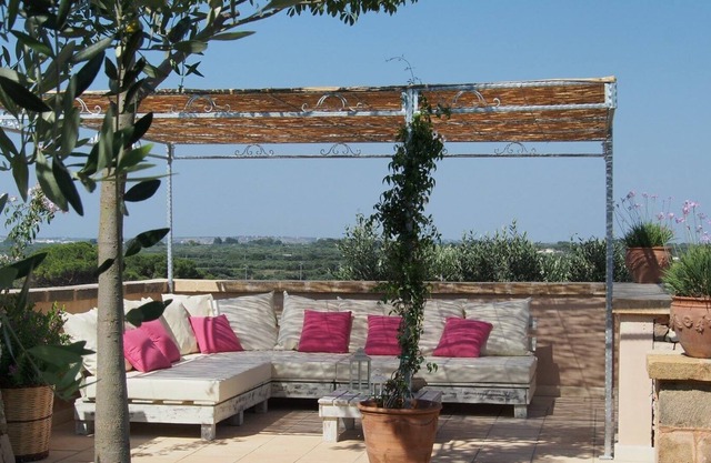 Relax and Panoramic garden just minutes from the beaches of Gallipoli