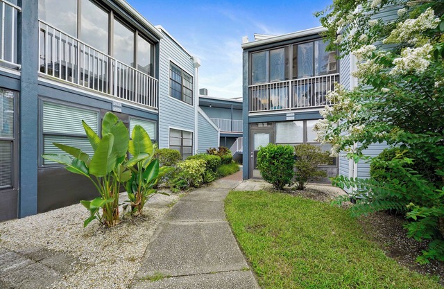 Relax in Style at a Lovely Apartment with 3 Pools: Ideal Vacation Destination!