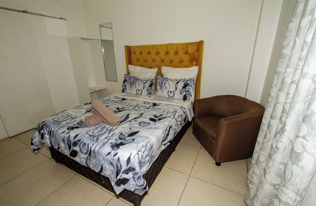 Relax & Unwind at LodgeOn91 !