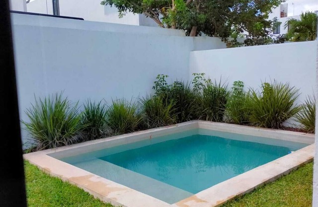 Relaxing big house in Yucatan, close to the beach (25min) and to Merida (30 min)