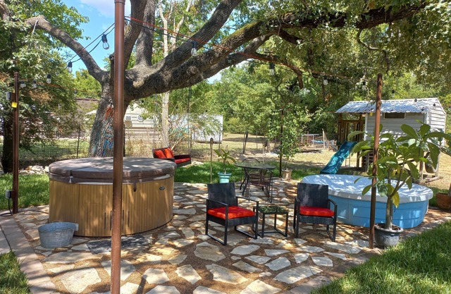RELLIS area Farm Living 10 Minutes From Downtown Bryan, 15 min Kyle Field