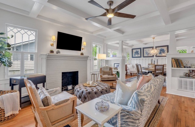 Remarkable Isle of Hope Bungalow w/Parking and Large Yard by Lucky Savannah